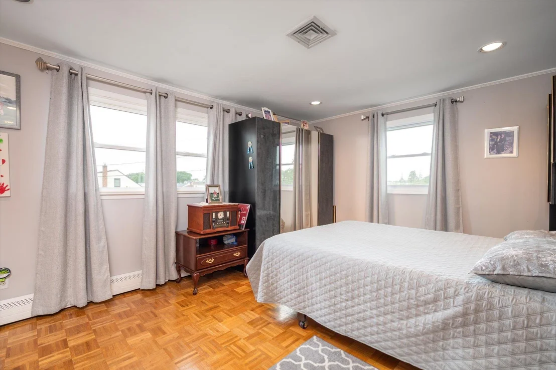 Photo of 7 Crocus Drive
