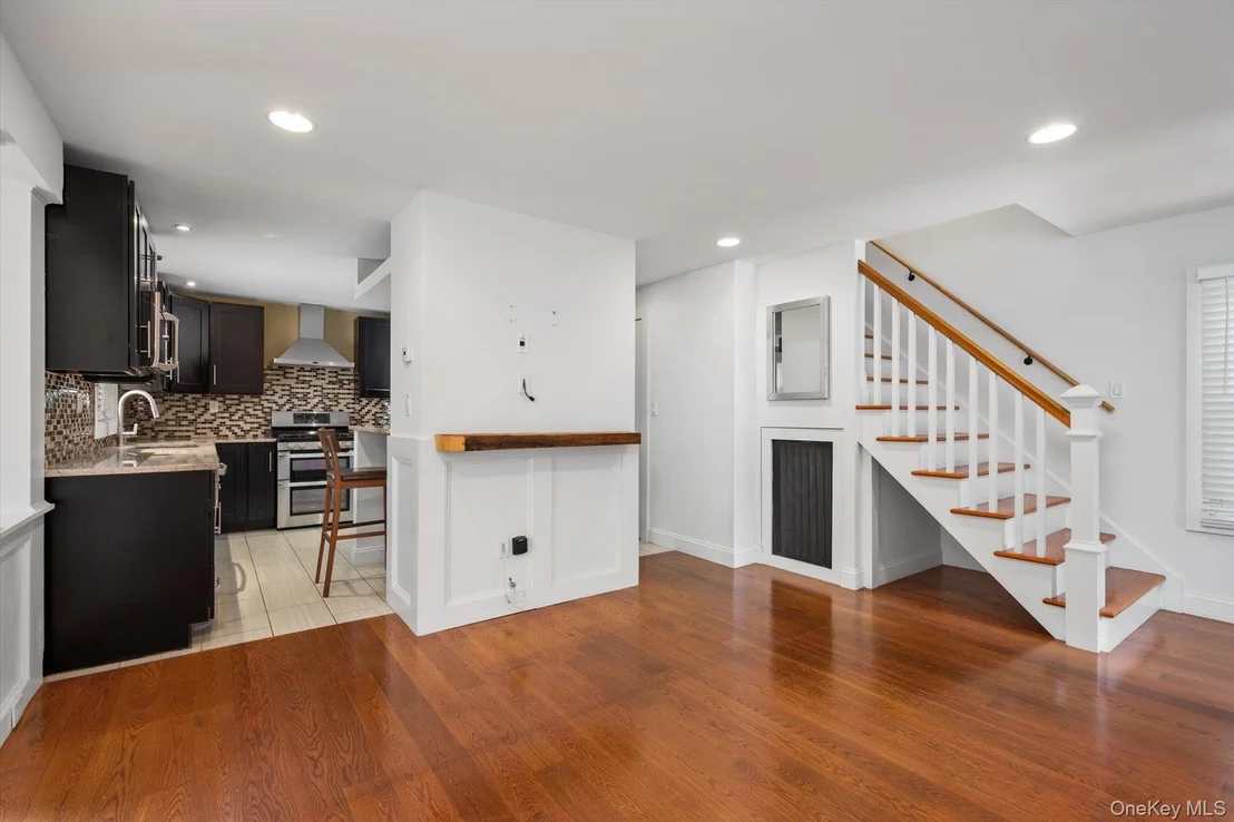 Photo of 234 Foxhurst Road