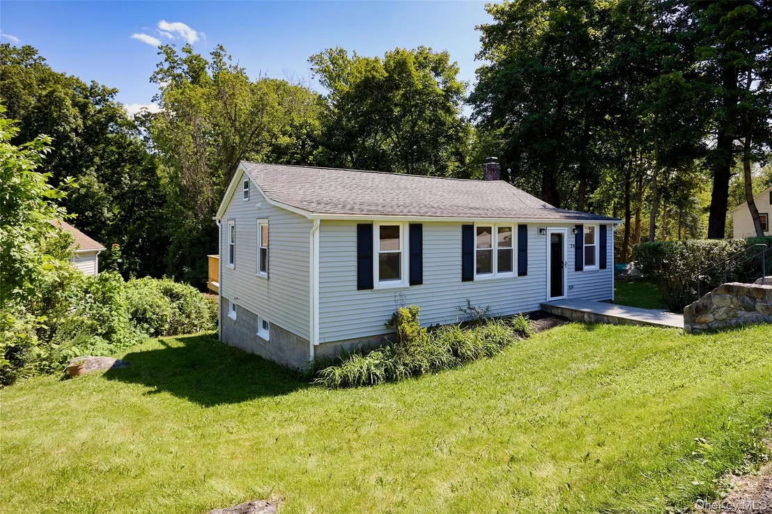 Photo of 28 Brewster Drive