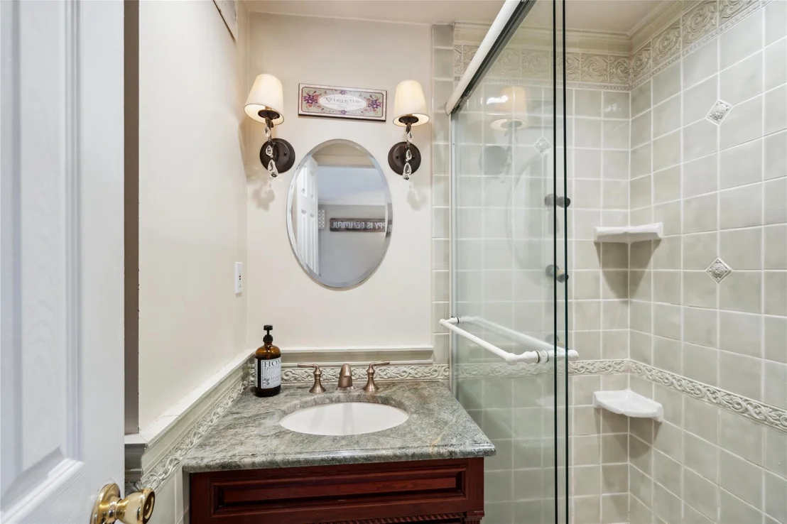 Photo of 9 Elaine Place