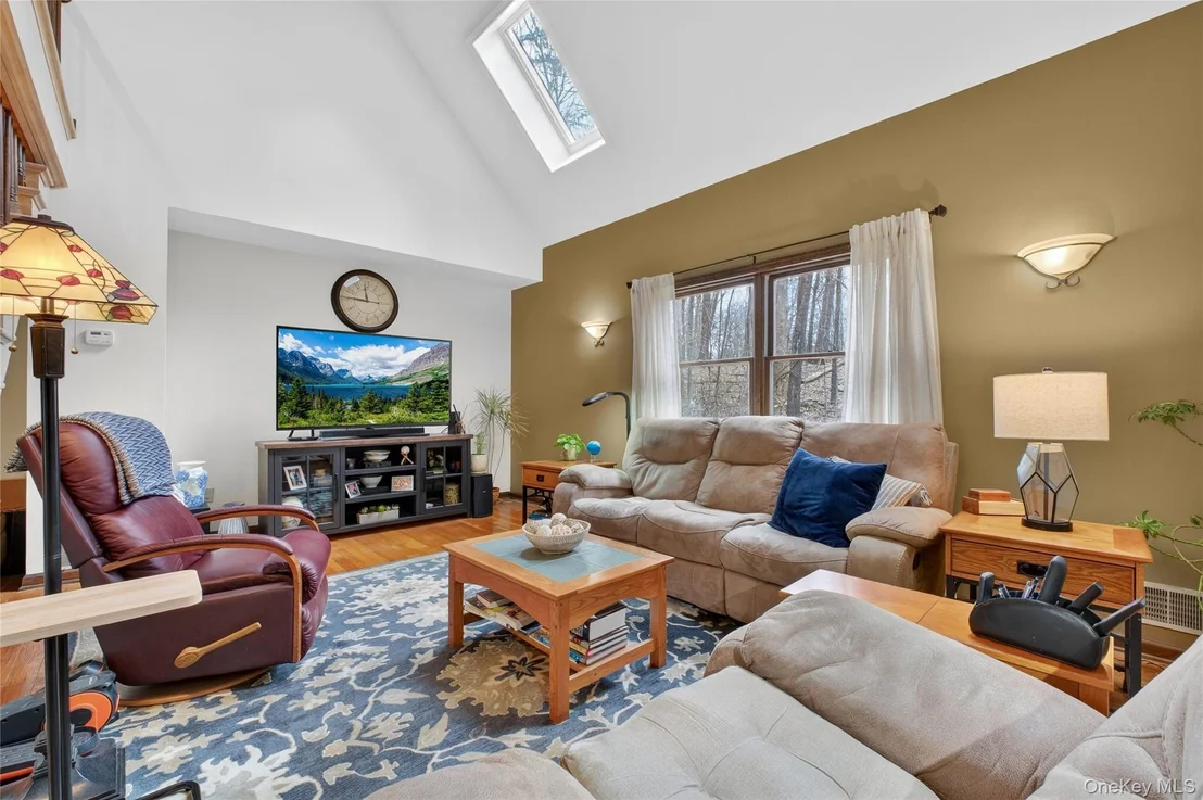 Photo of 256 Overlook Road