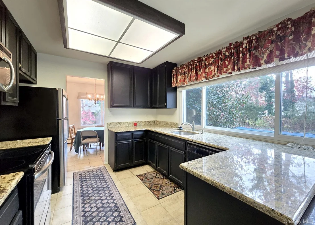 Photo of 48 Glenmere Lane