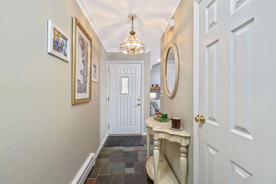 Photo of 98 Hillside Avenue