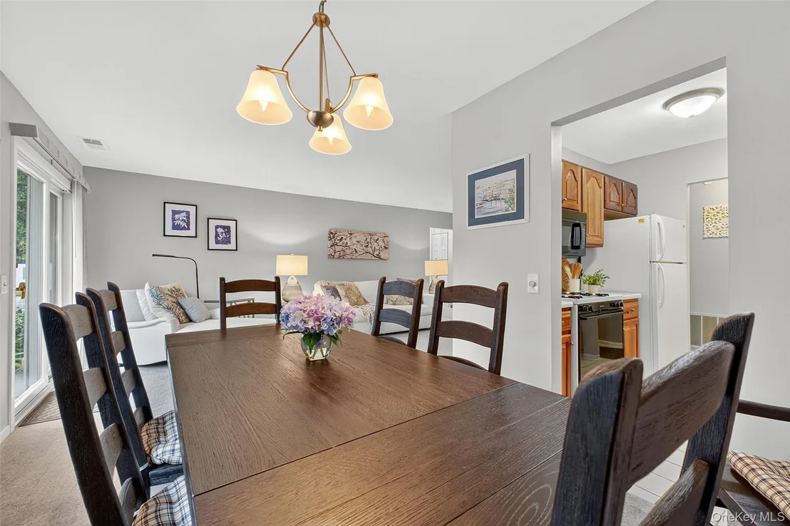 Photo of Unit A at 401 Commons Way