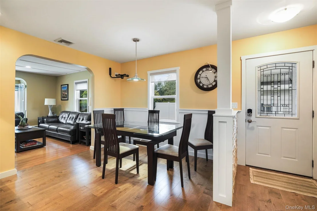 Photo of 36 Ernhofer Drive
