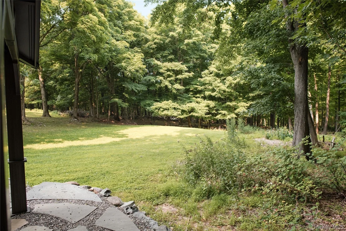 Photo of 72 Old Quaker Hill Road