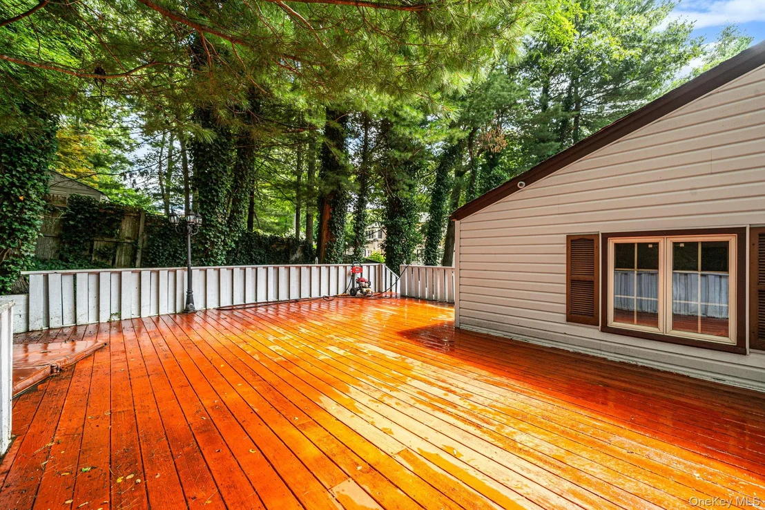 Photo of 23 Colonial Drive