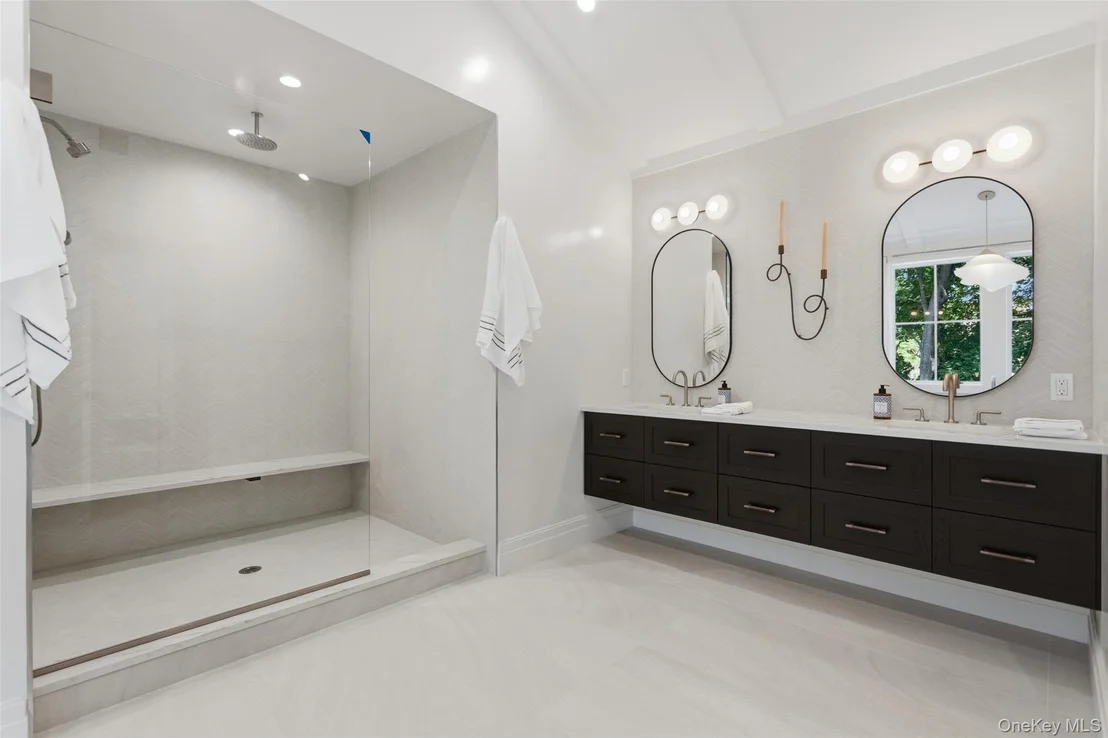 Photo of 83 Orchard Avenue