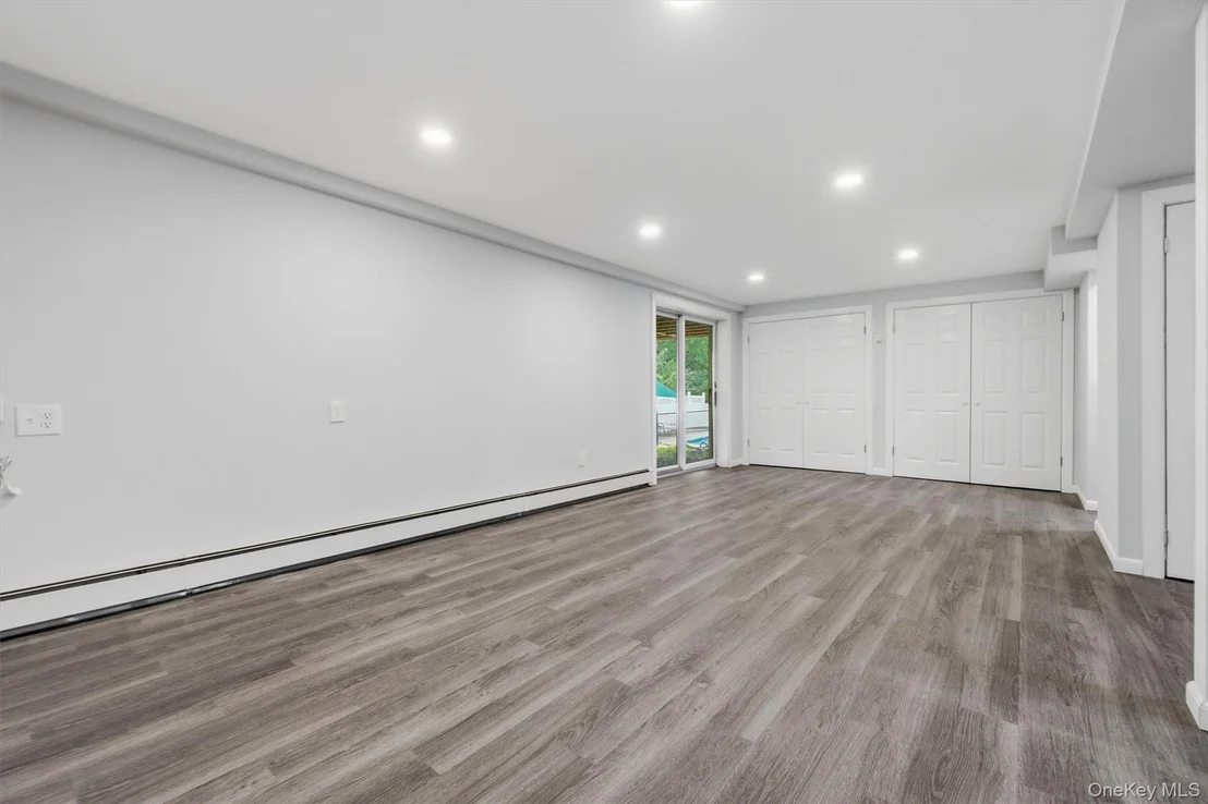 Photo of 77 Robin Drive
