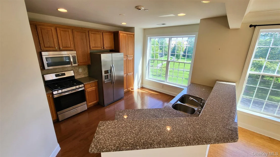 Photo of 621 Regency Drive
