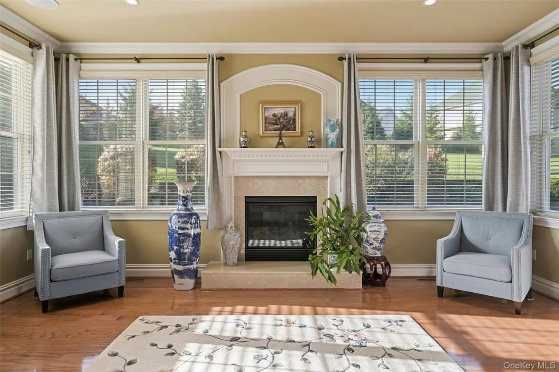 Photo of 42 Deangelis Drive