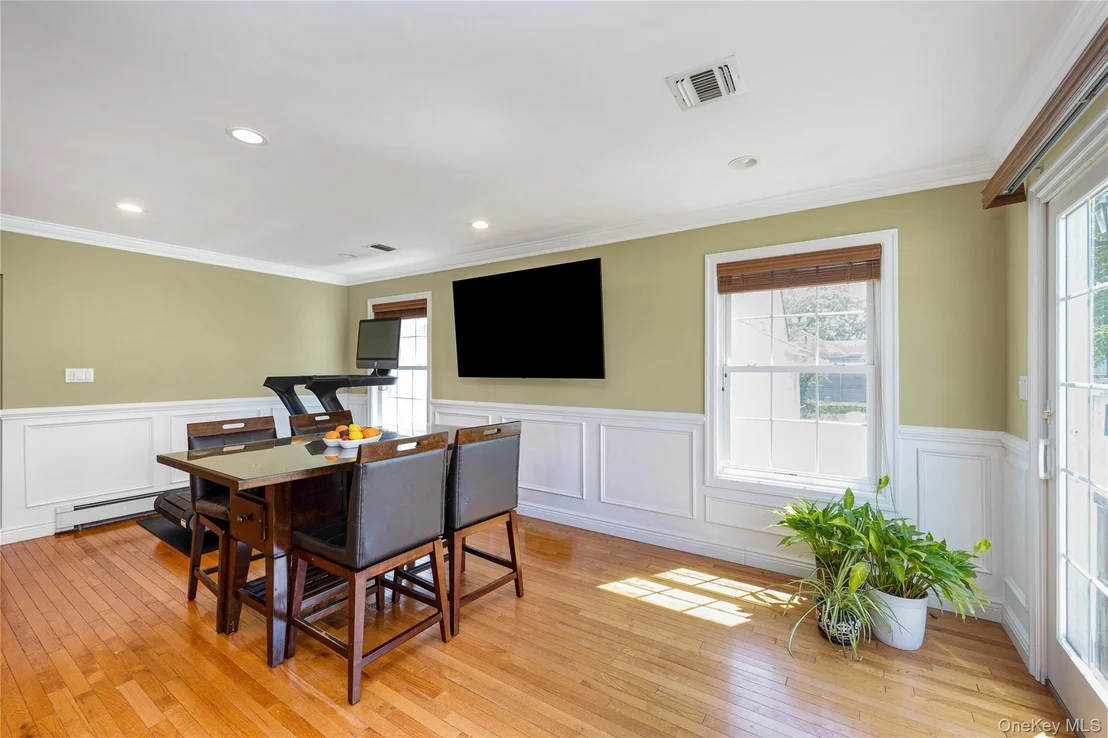 Photo of 2758 Harvard Place
