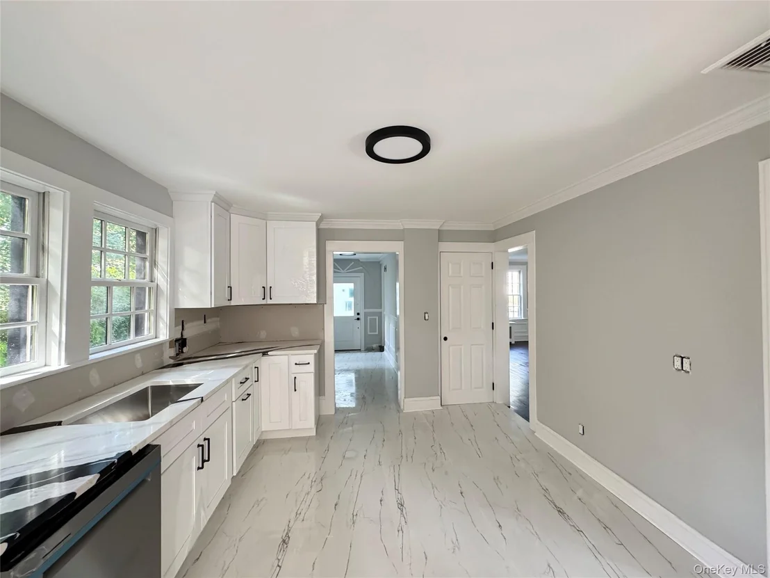 Photo of 506 Midland Avenue