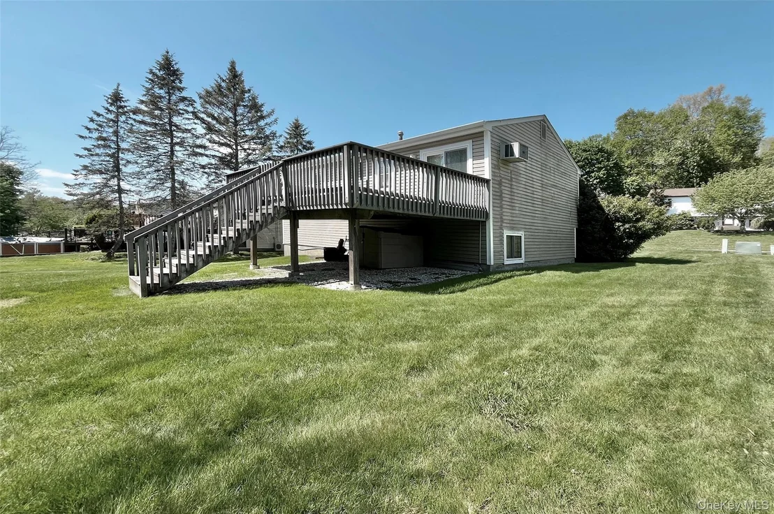 Photo of 554 High Street