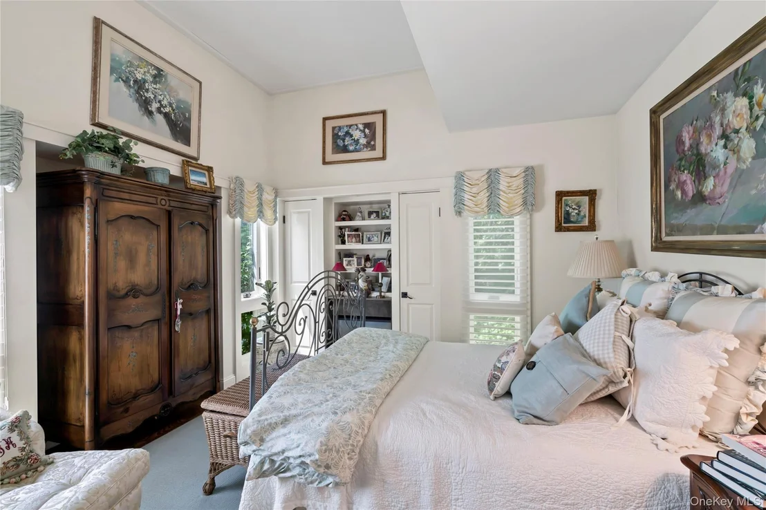 Photo of 116 White Hill Road