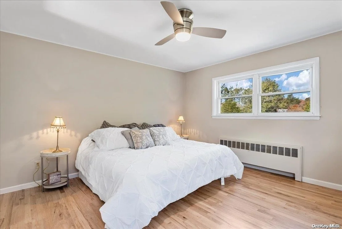 Photo of 35 Parkview Circle S