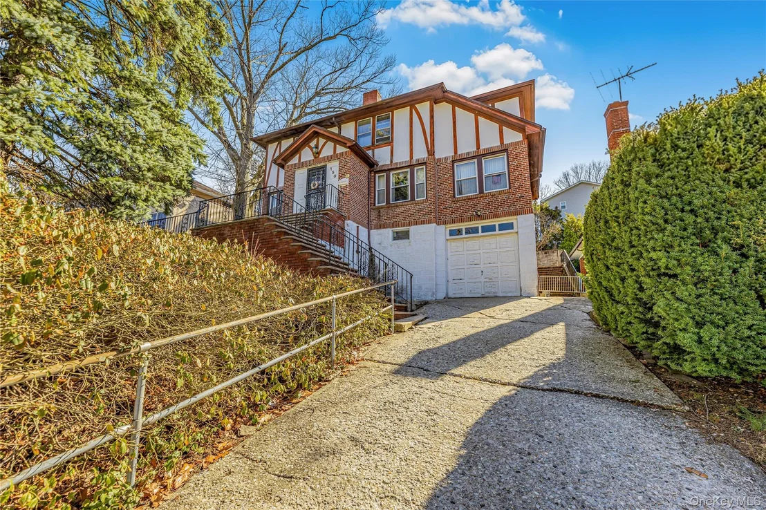 Photo of 150 Rumsey Road