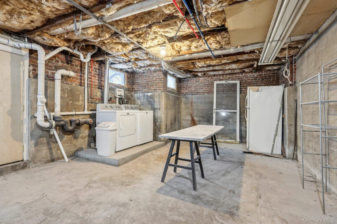 Photo of 125 Smith Avenue