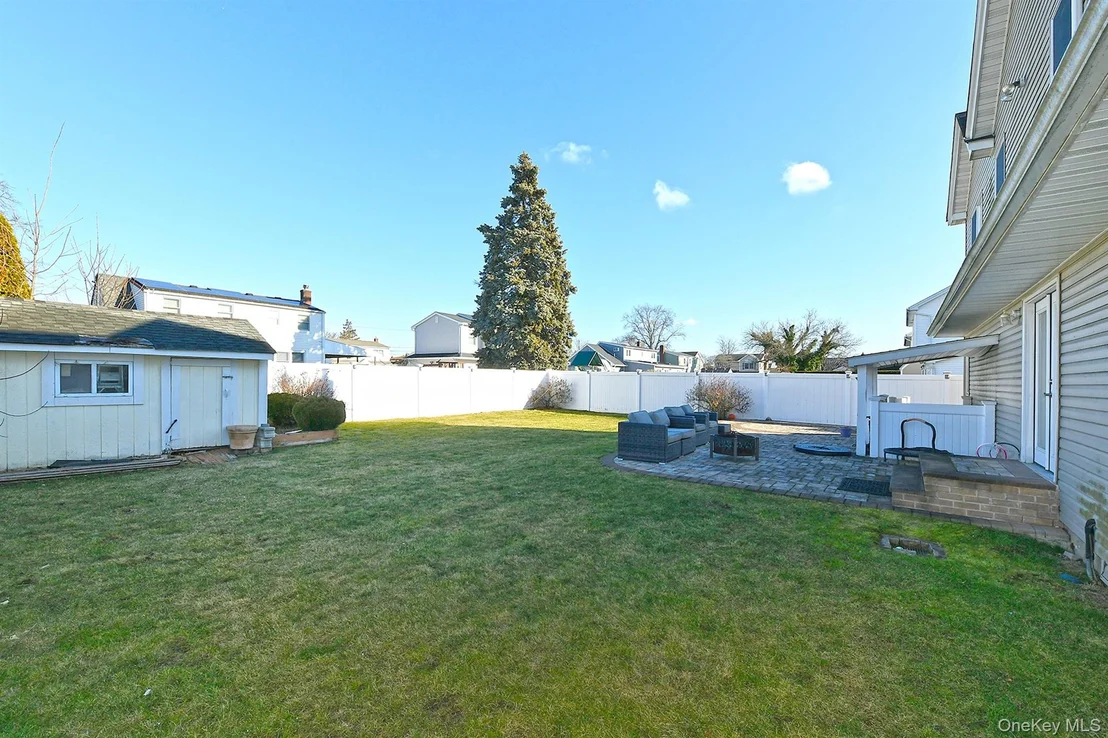 Photo of 120 Brenner Avenue
