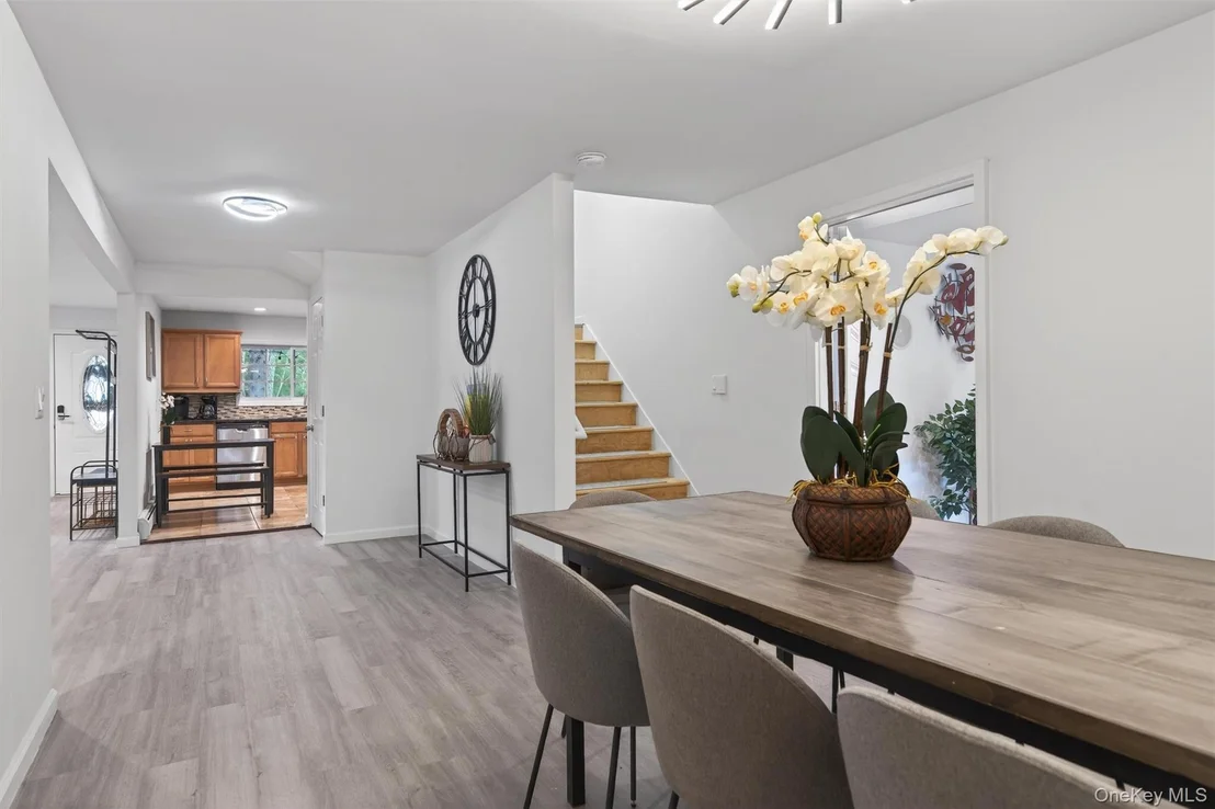 Photo of 86 Beaver Brook Road