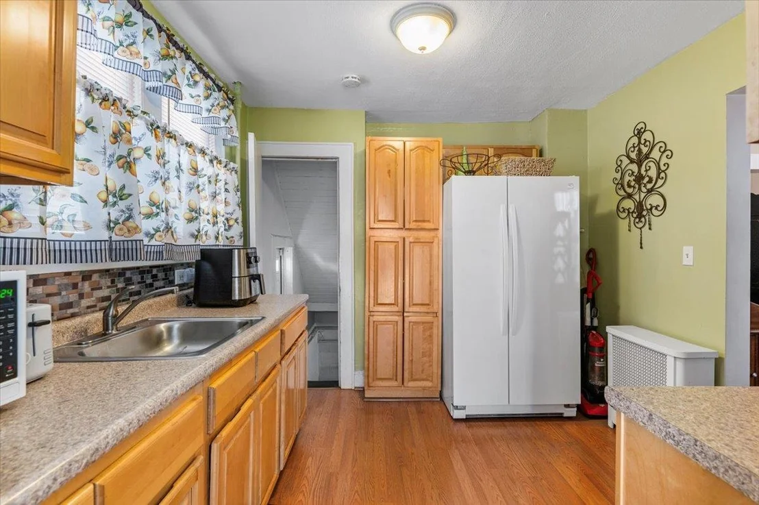 Photo of 95 Weberfield Avenue