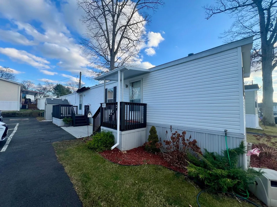 Photo of 41 Mountain view trailer park