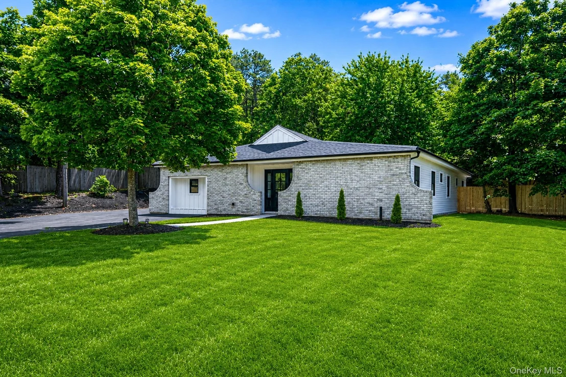 Photo of 30 Bradley Drive