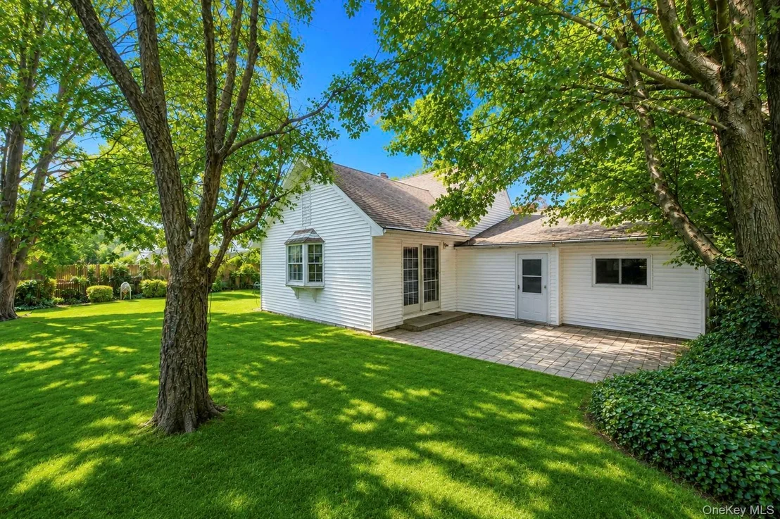 Photo of 1425 Pine Drive
