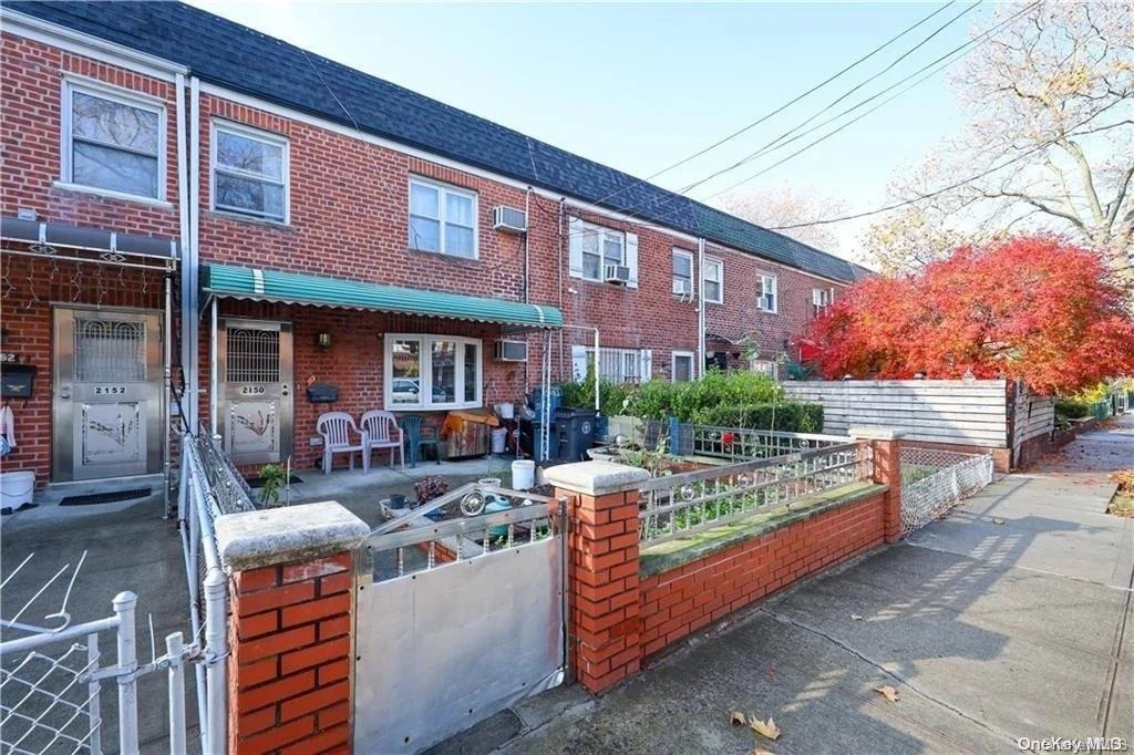 Photo of 2150 Ford Street