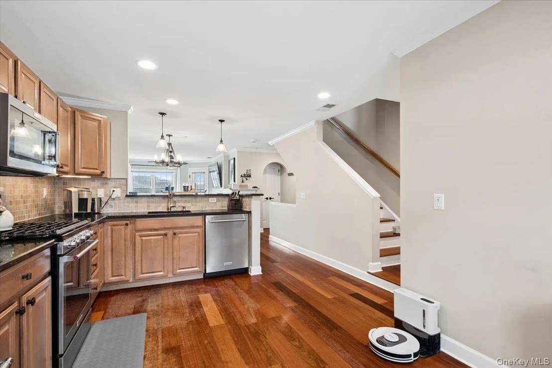 Photo of 225 Waterside Close
