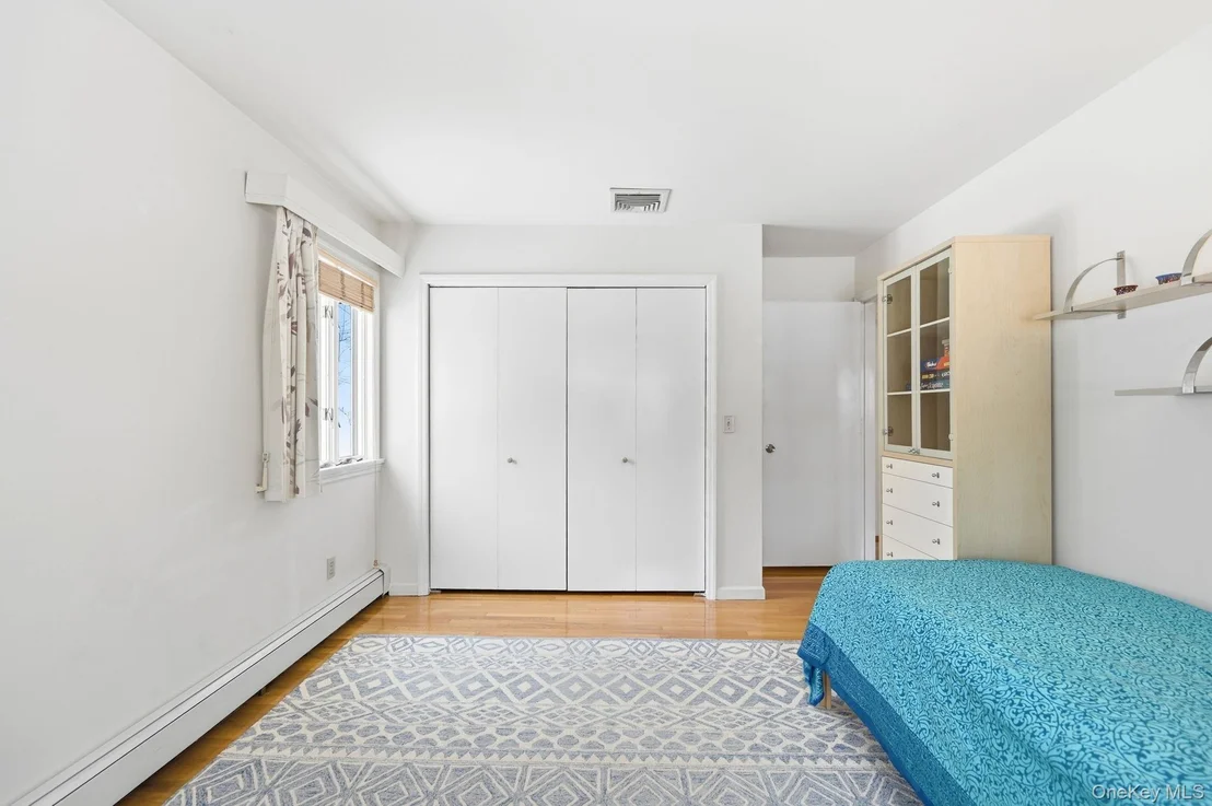 Photo of 10 Pine Brook Road