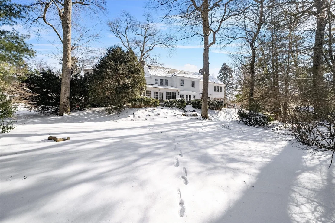 Photo of 33 Cushman Road