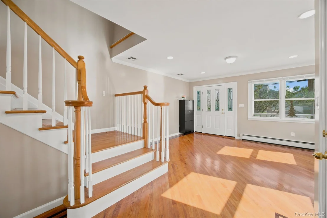 Photo of 33 3rd Avenue