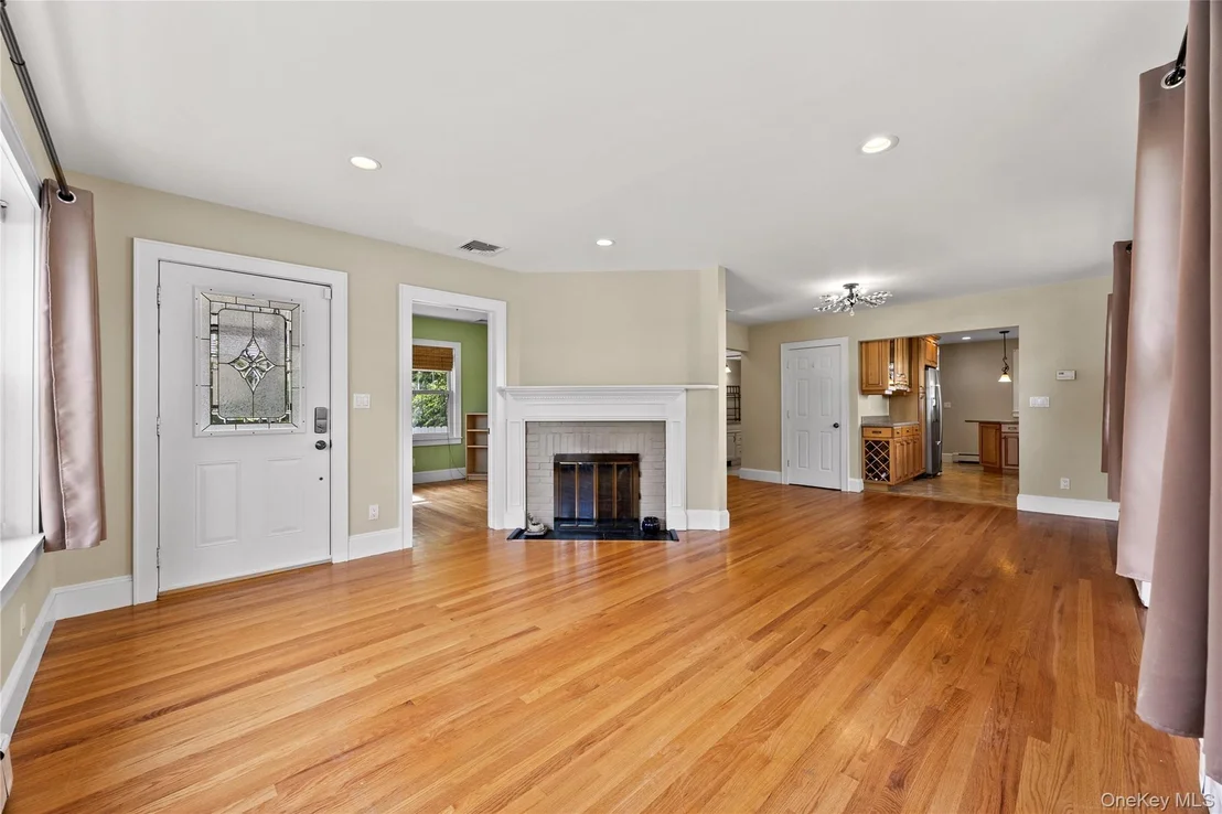 Photo of 15 Pershing Avenue