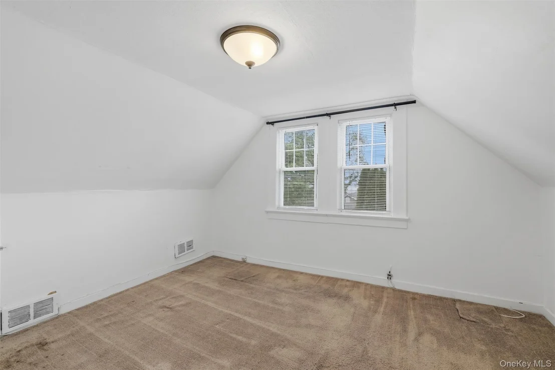Photo of 20 Samstag Avenue