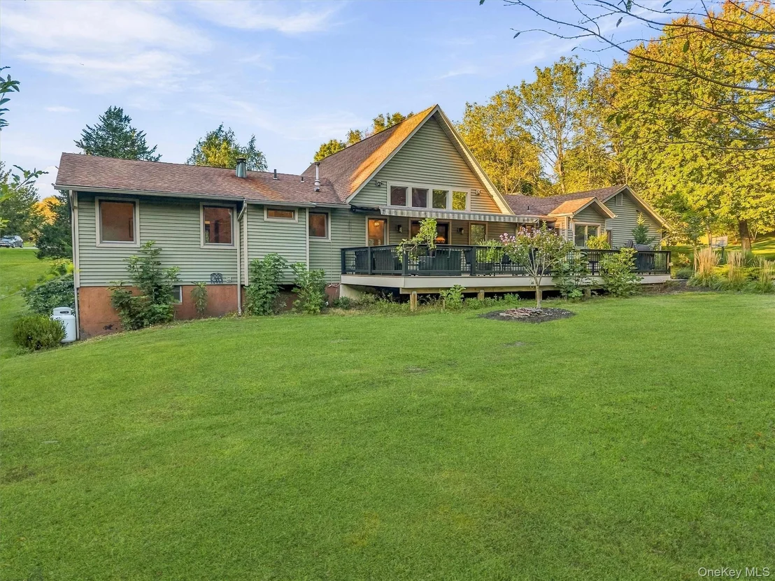 Photo of 12 Whitefield Avenue