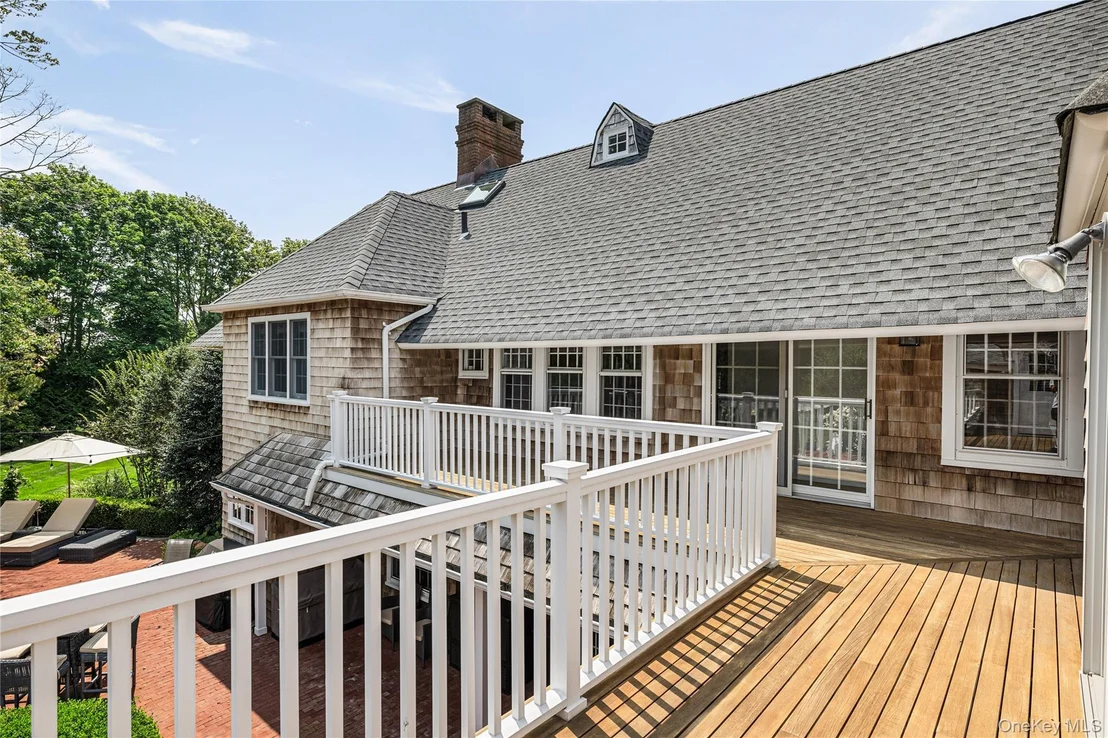 Photo of 92 Beach Lane