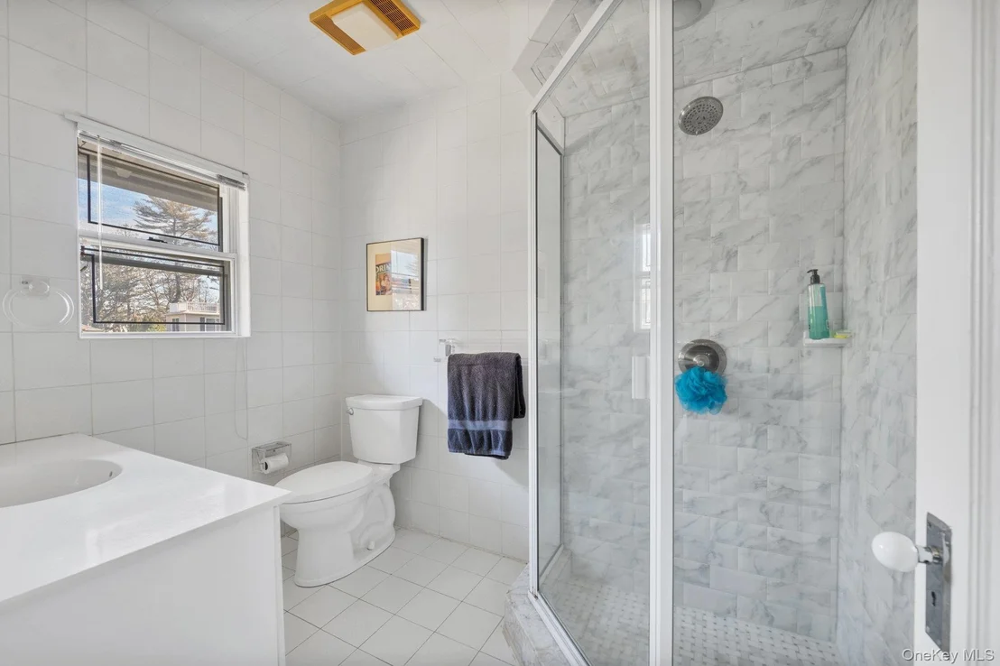Photo of 10 Clover Drive