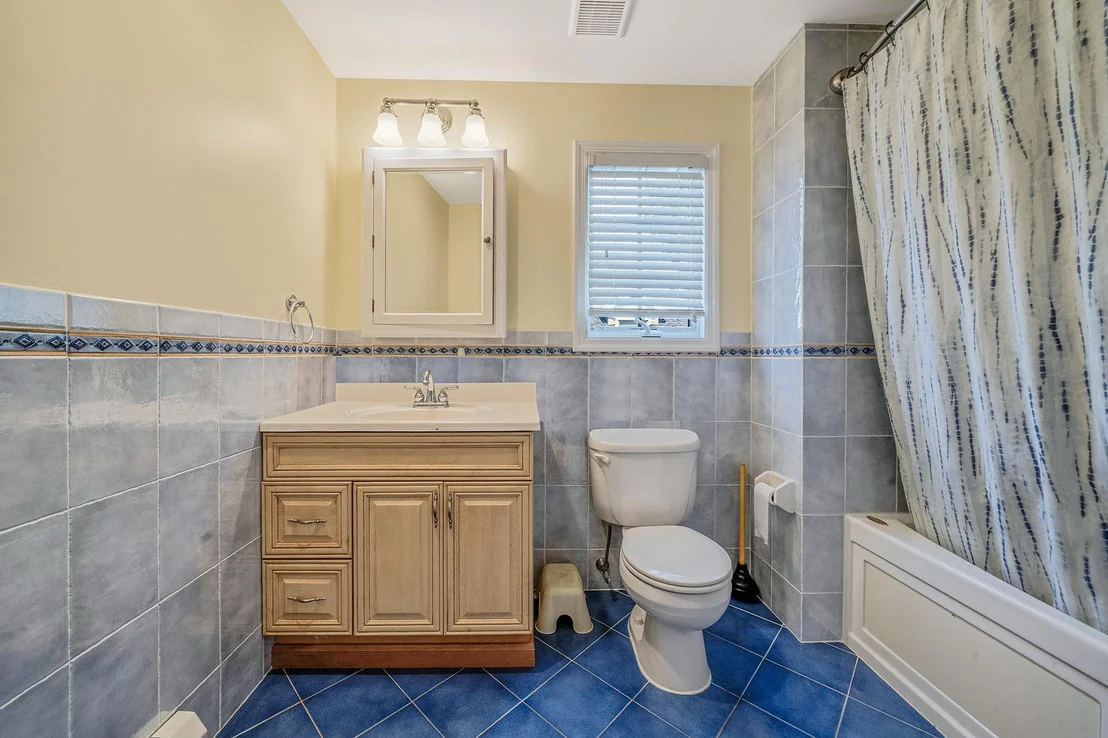 Photo of 125 Shields Avenue