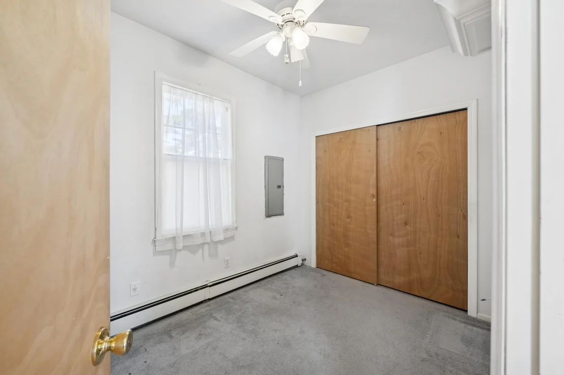 Photo of 807 Meadow Road