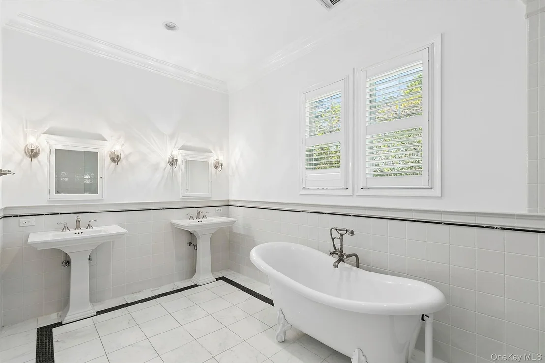 Photo of 41 Edgewood Avenue