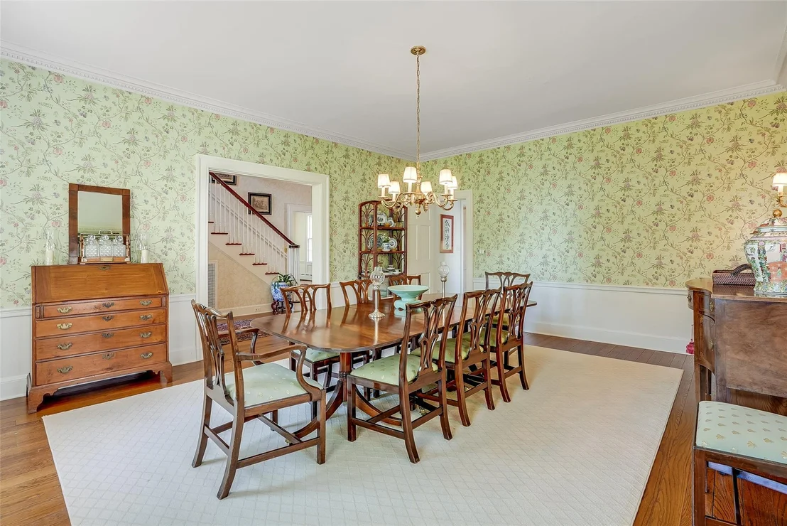 Photo of 472 Purchase Street