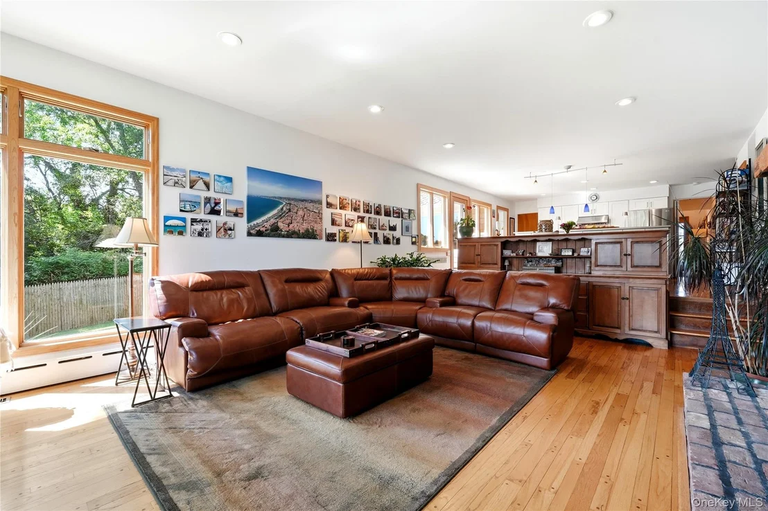 Photo of 107 Lake Shore Drive
