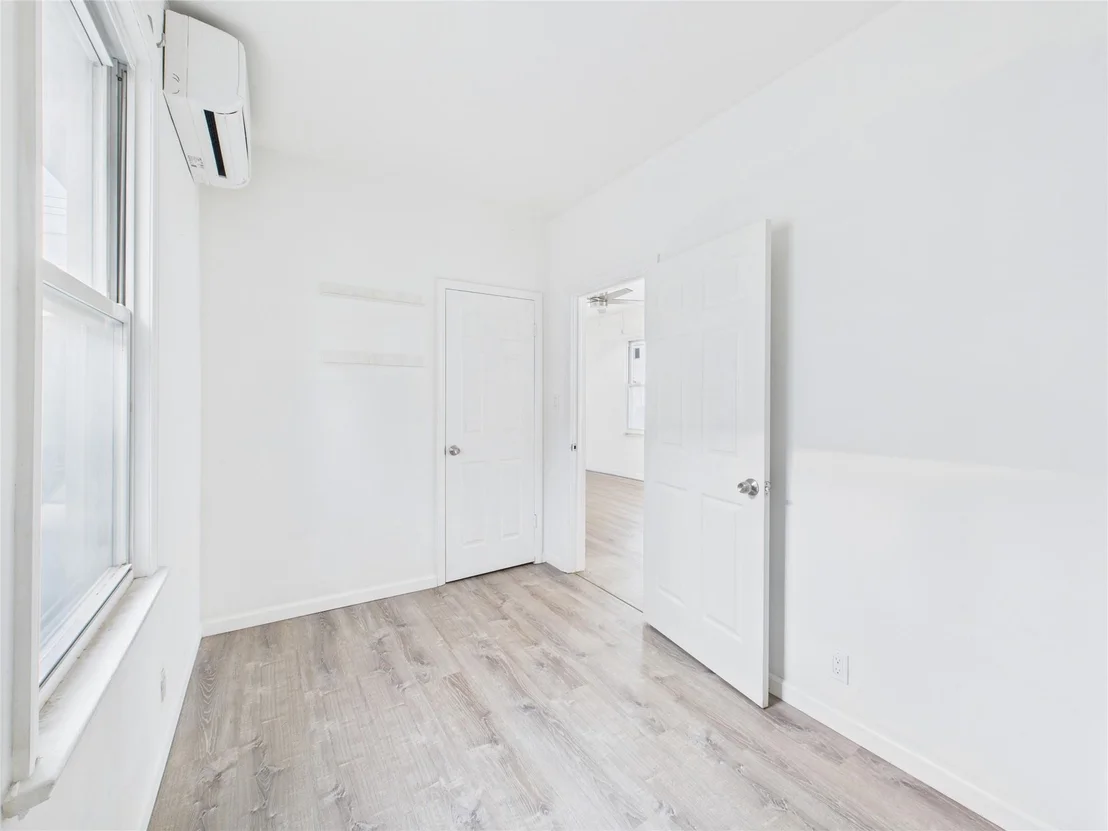 Photo of 102 Carroll Street