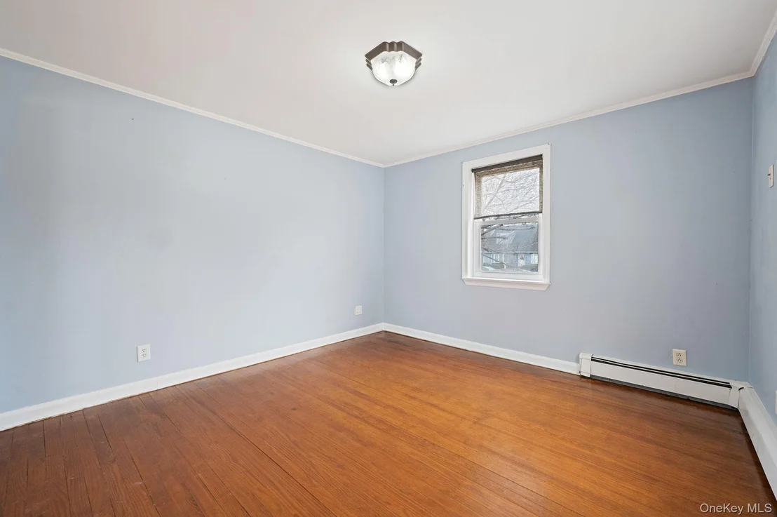 Photo of 317 Centre Avenue