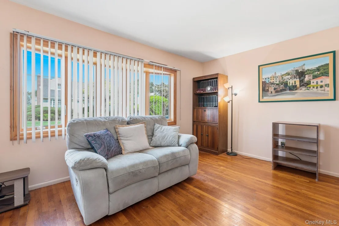 Photo of 19 Acorn Place