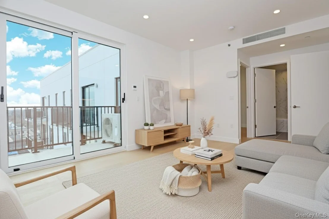 Photo of Unit 6G at 15002 Northern Boulevard