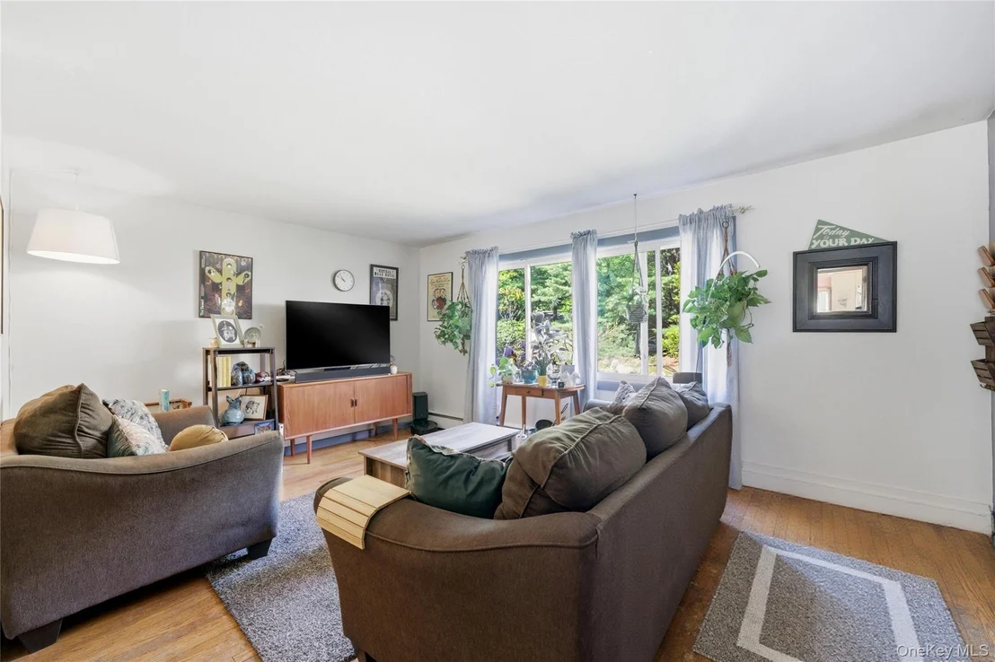 Photo of 37 Winston Drive
