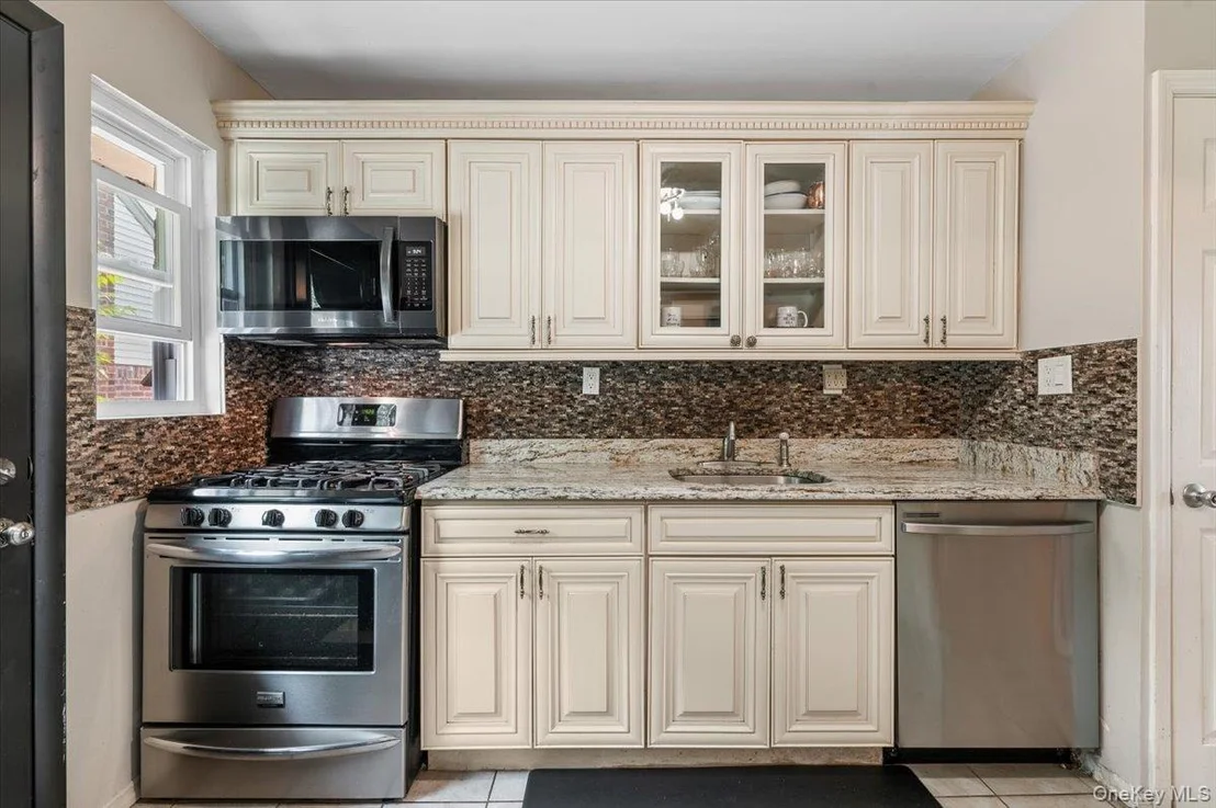 Photo of 72 Pembrook Drive