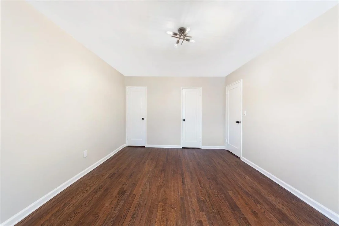 Photo of 3233 Corsa Avenue